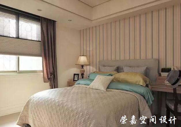 家里墙纸发黄了咋办？解决方法都在这了拿走不谢！